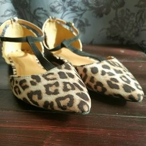 Leopard print flats